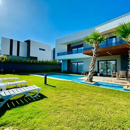Oasis Villalari 4 Кушадасы