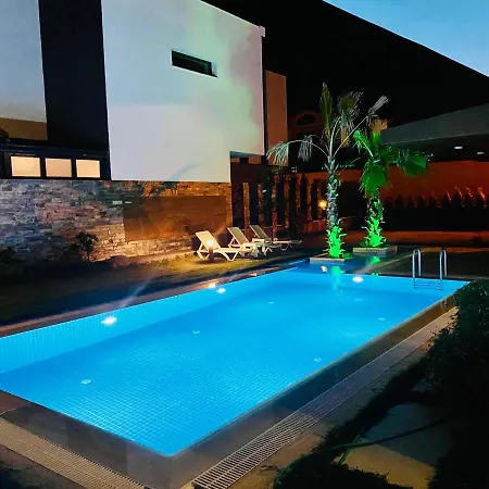 Oasis Villalari 4 Вилла *
