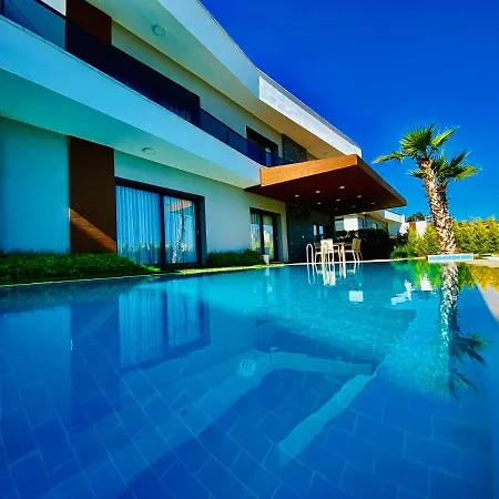 Oasis Villalari 4 Вилла *