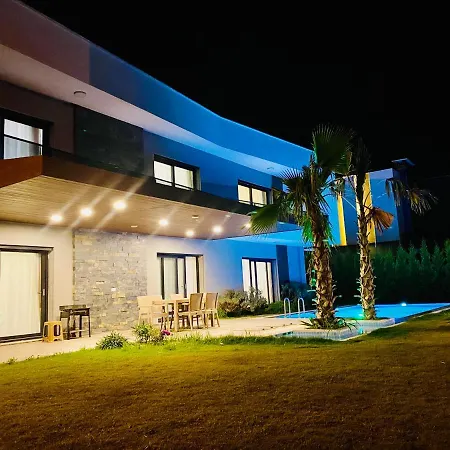 Oasis Villalari 4 Вилла *
