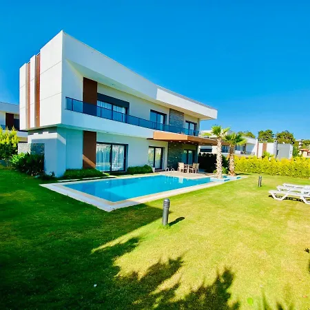 Вилла Oasis Villalari 4